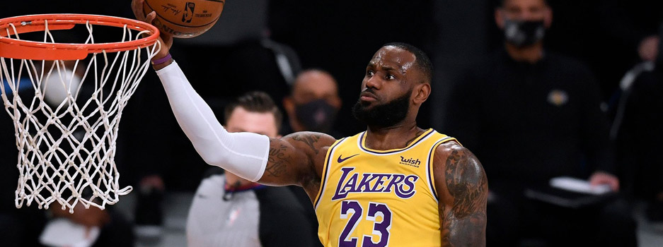 Two of the top contenders for the NBA title this season square off on Saturday night when the Los Angeles Lakers visit the Boston Celtics.