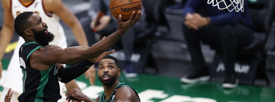 The Boston Celtics look to win their second straight when they visit the Chicago Bulls on Monday night.